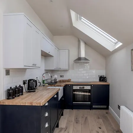 Kist Accommodates Presents Glen View Retreat Ferienhaus