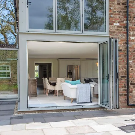 Ferienhaus Kist Accommodates Presents Glen View Retreat *